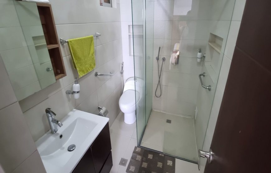 Apartamento en Santa Marta-Rodadero  MARA Piso 13